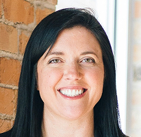 Portrait de Sophie Hartwell, responsable du service client